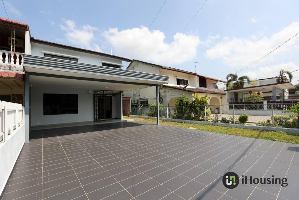 Klebang Modern Classic Chill House Melaka By I Housing Villa Ngoại thất bức ảnh